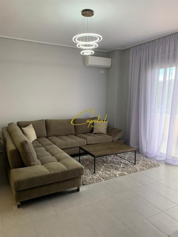 Apartament me qera 2+1 liqeni i thate 60.000 leke