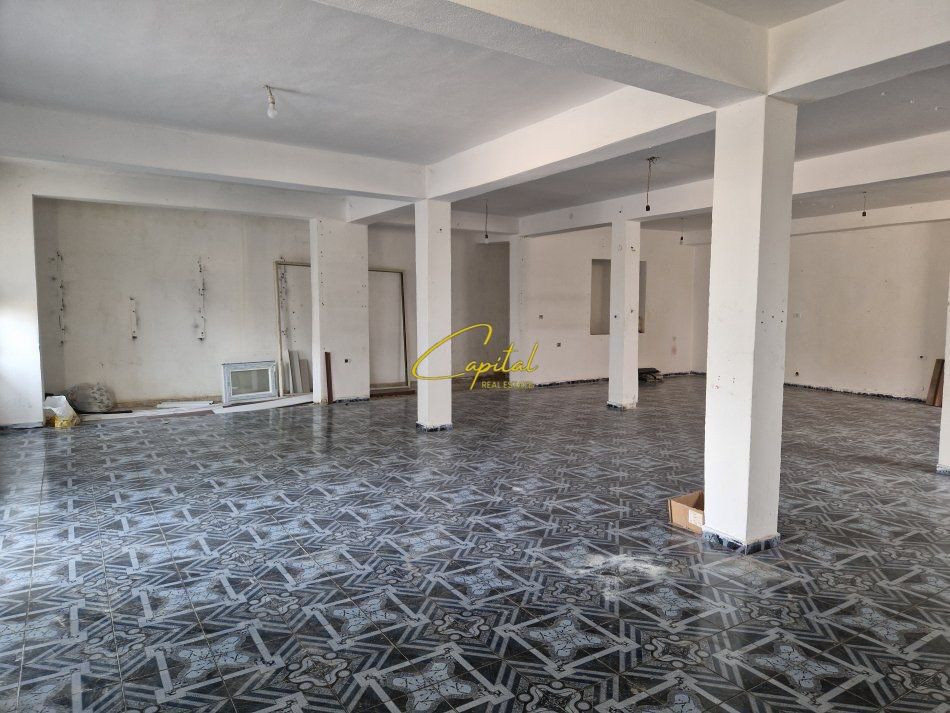 Magazine me qera 160 m2 don bosko 45.000 leke