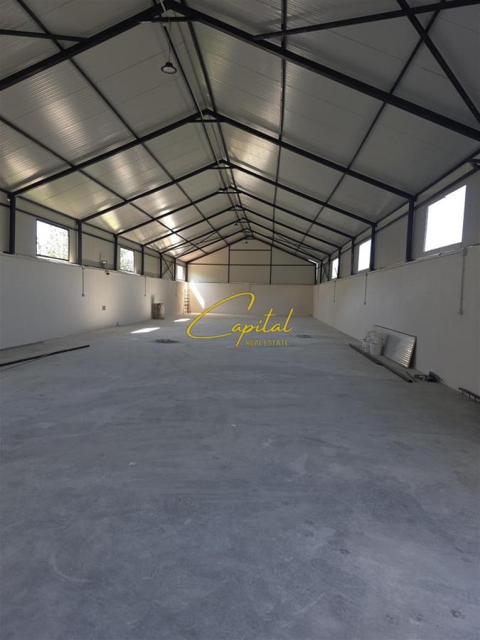 Kapanon me qera 350 m2 peze helmes 100.000 leke