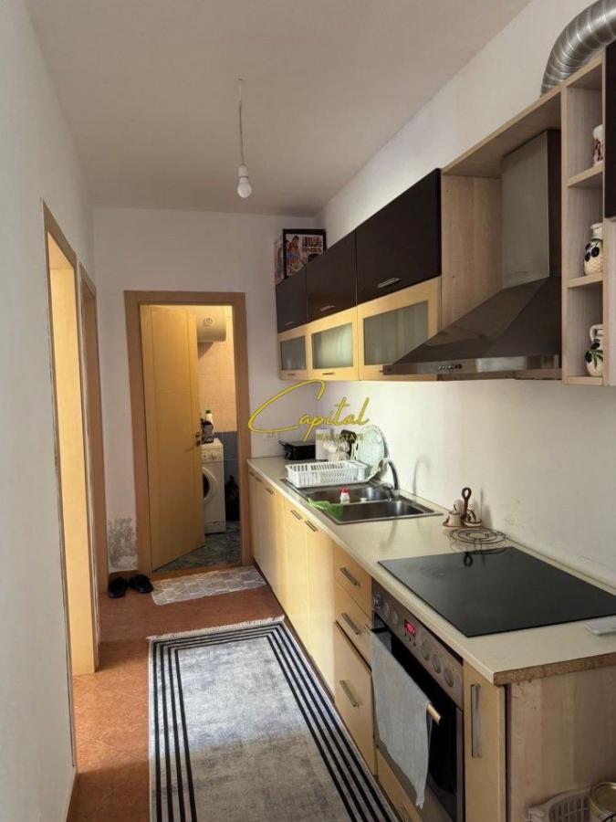 Apartament me qera 2+1 fresku 420 euro