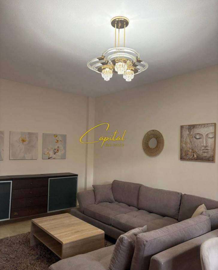 Apartament me qera 2+1 rruga e elbasanit 600 euro