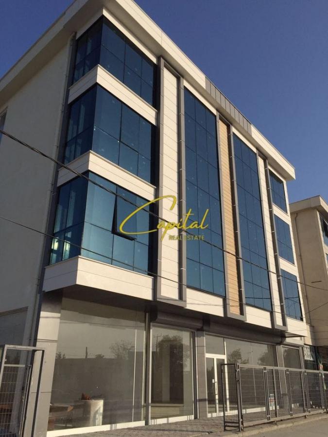 Ambient biznesi me qera 290 m2 myslym shyri 5000 euro