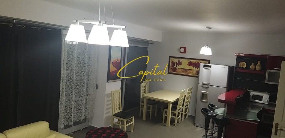 Apartament me qera 3+1 rruga e dibres 800 euro