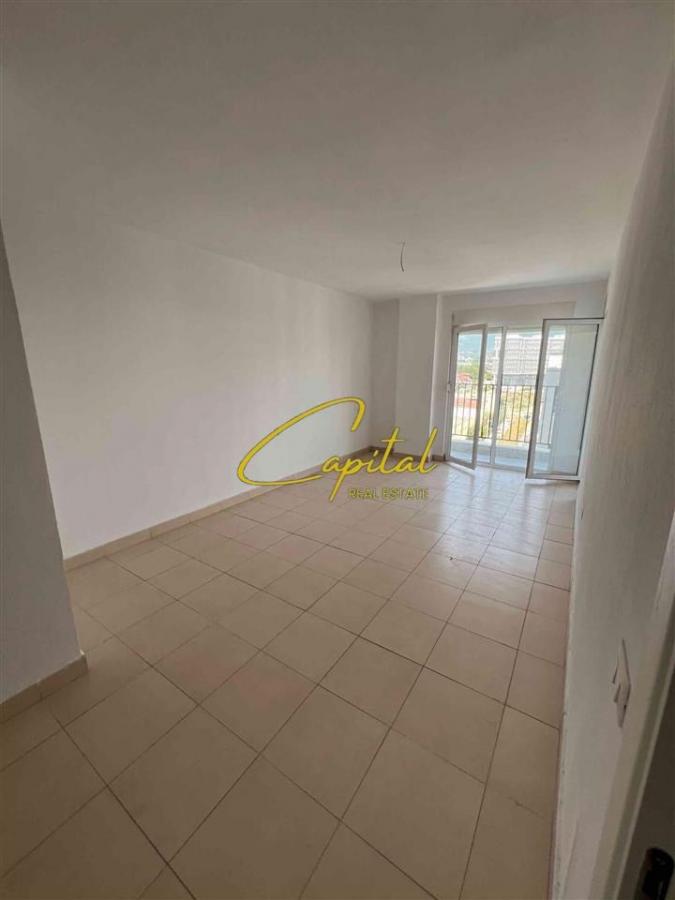 Apartament me qera 1+1 rruga 5 maji 35.000 leke