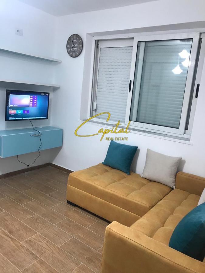 Shitet garsoniere 40 m2 rruga ferit xhajko 55.000 euro