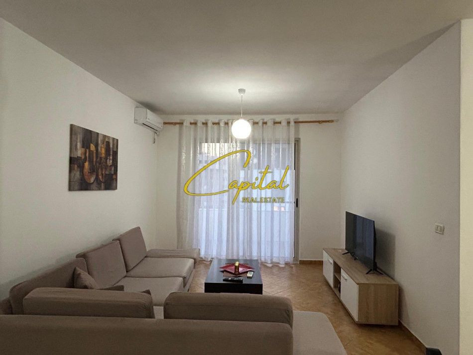 Apartament me qera 2+1 astir 50.000 leke