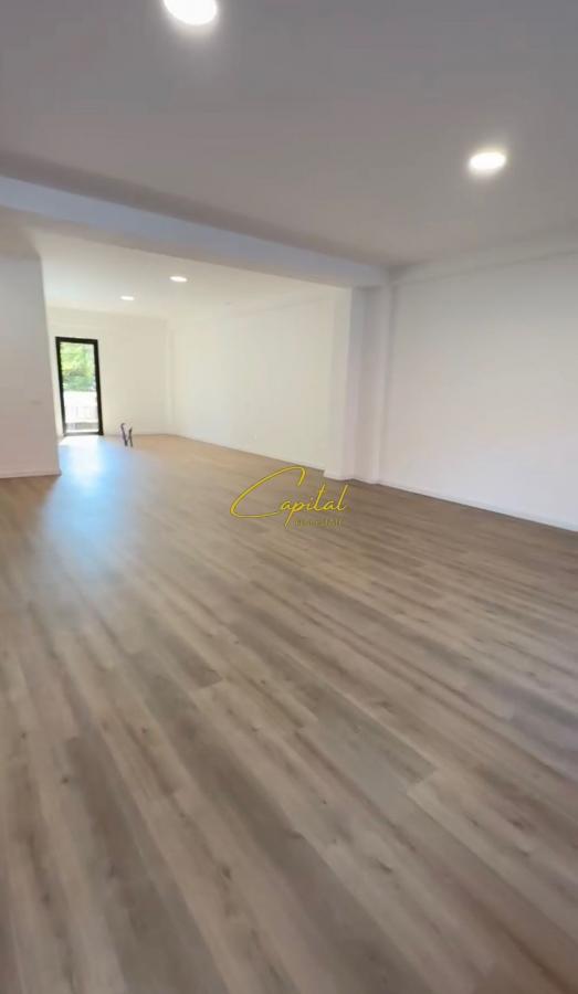 Zyre me qera 300 m2 rruga e kavajes 350.000 leke