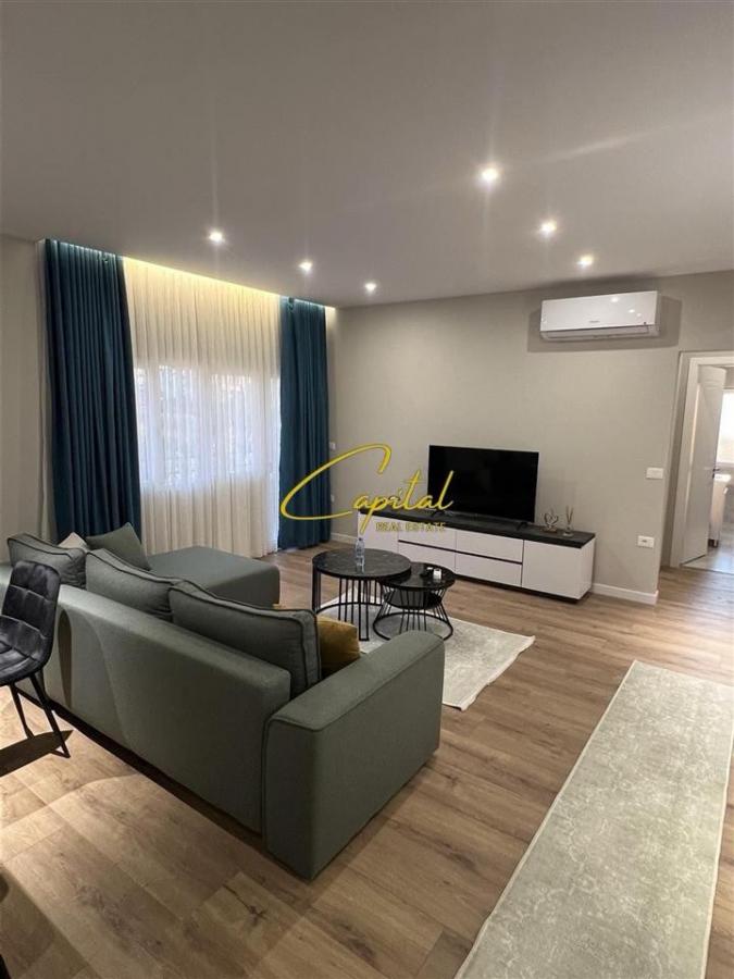 Apartament me qera 1+1 liqeni i farkes 60.000 leke