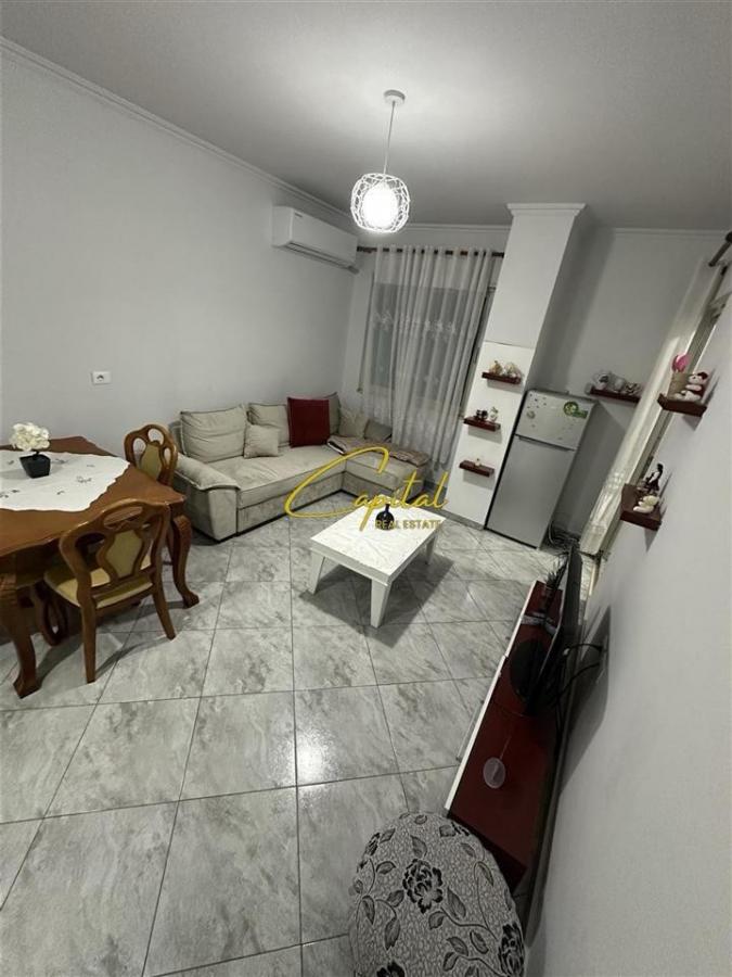 Apartament me qera 2+1 astir 50.000 leke