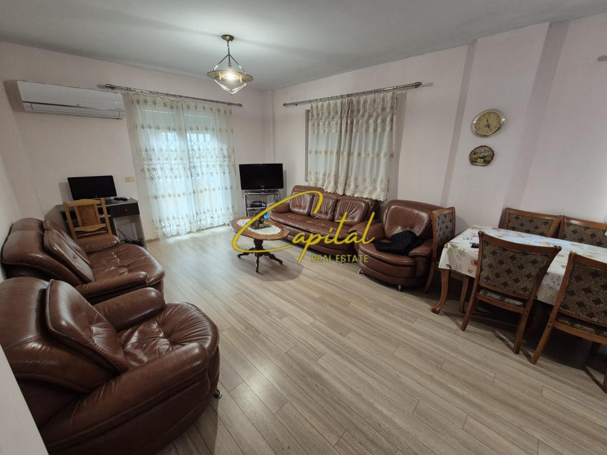 Apartament me qera 2+1 vasil shanto 650 euro