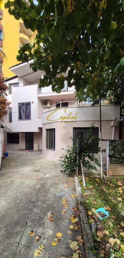 Vile private me qera 240 m2 selvia 1.300 euro