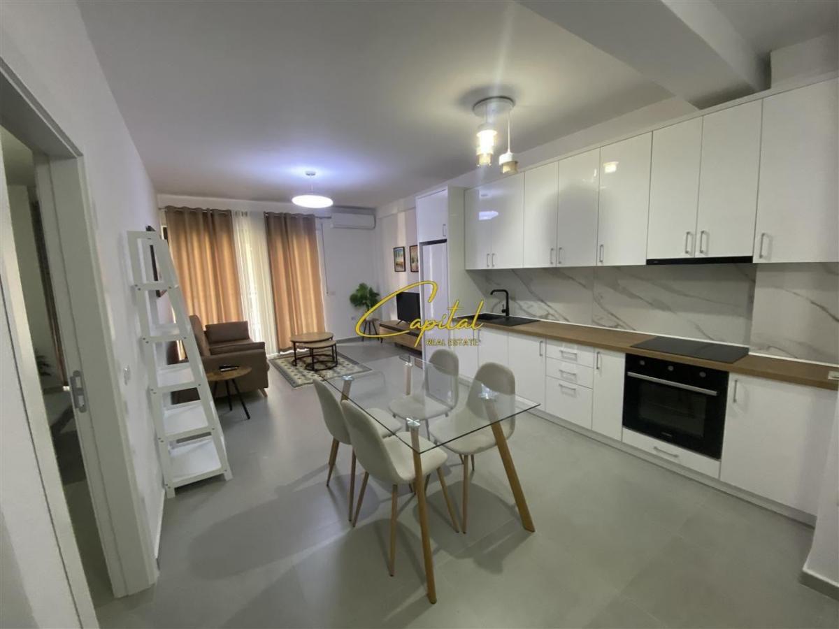 Apartament me qera 1+1 rruga e durresit 75.000 leke