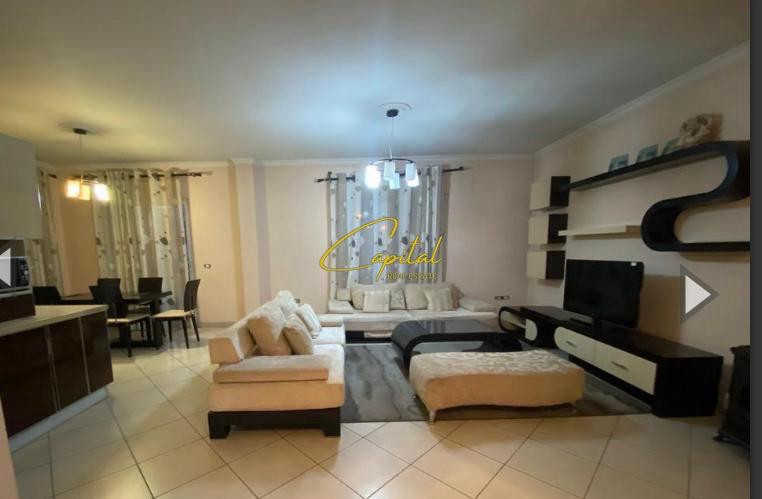 Apartament me qera 3+1 selite 620 euro