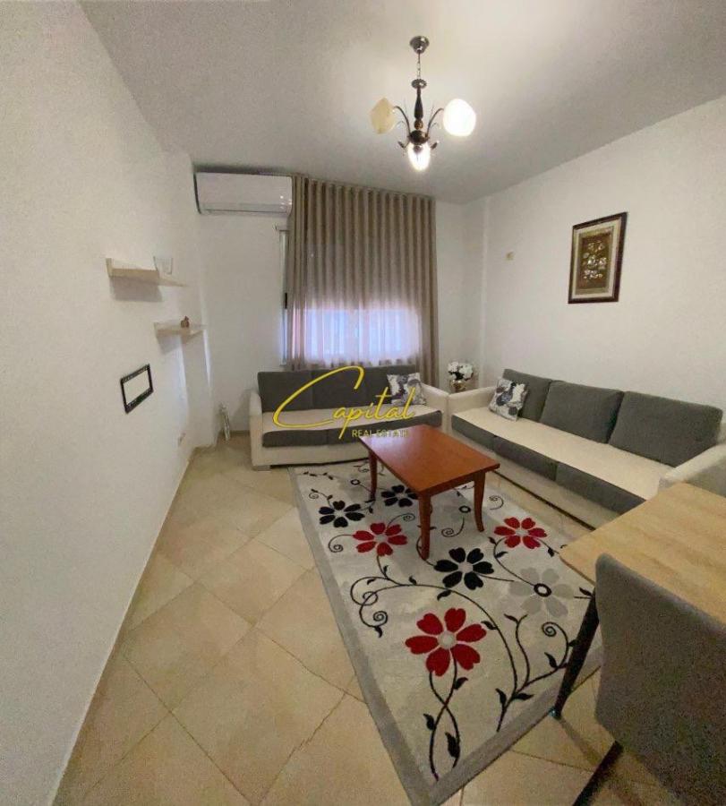 Apartament me qera 2+1 pallati me shigjeta 550 euro