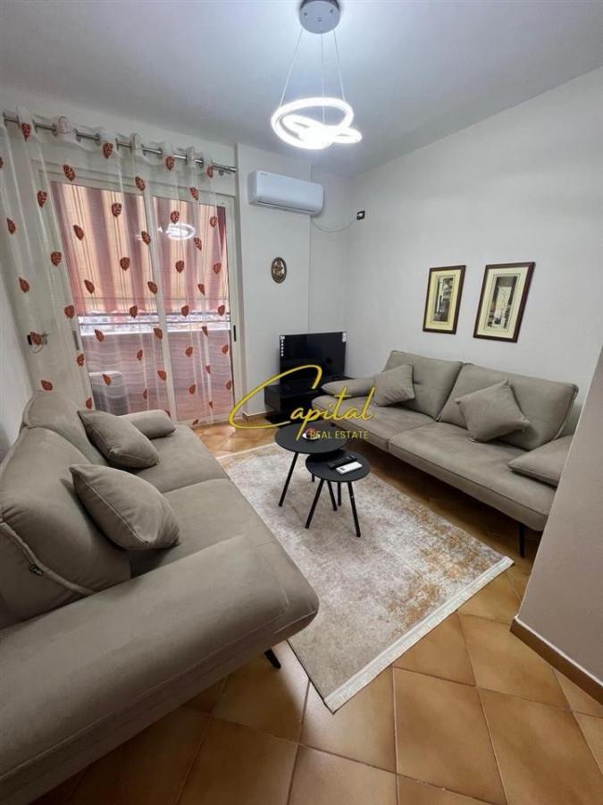 Apartament me qera 1+1 ish blloku 80.000 leke