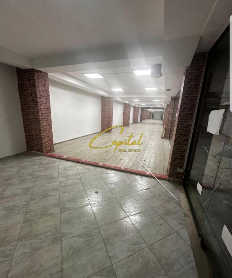 Ambient biznesi me qera 150 m2 21 dhjetori 700 euro