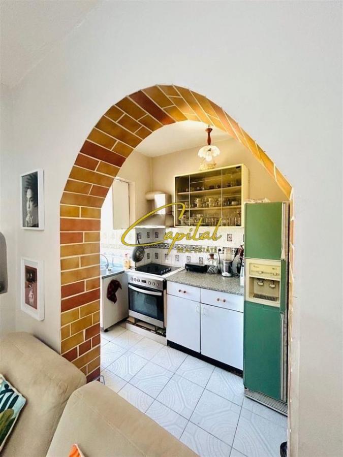 Shitet apartament 2+1 ish tregu elektrik 150.000 euro