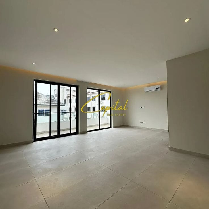 Zyre me qera 65 m2 myslym shyri 750 euro