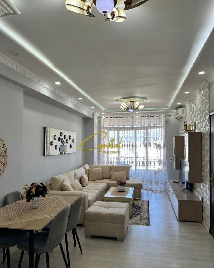 Apartament me qera 2+1 astir 60.000 leke