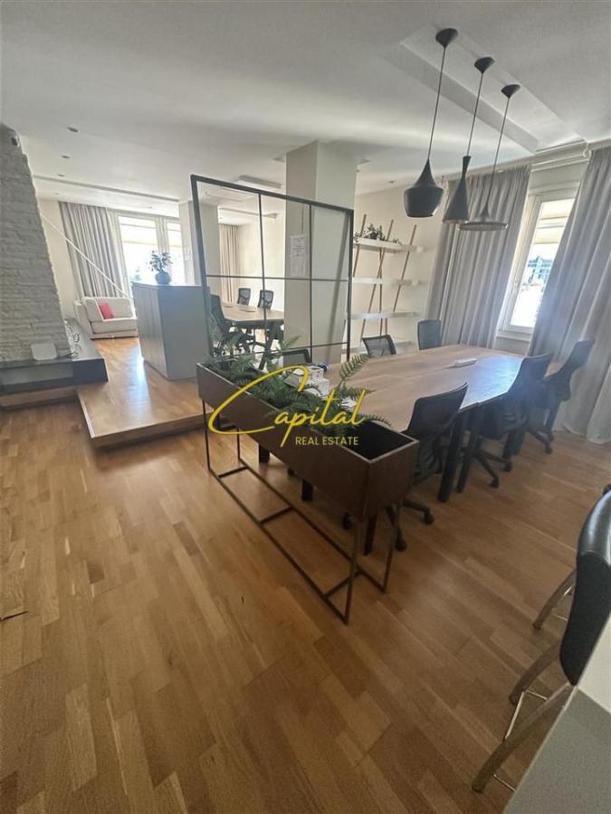 Zyre me qera 138 m2 ish blloku 3.800 euro