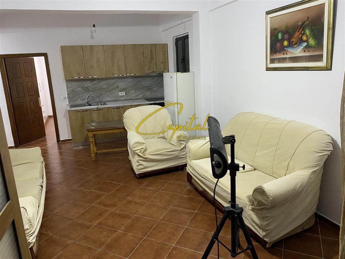 Apartament me qera 2+1 sauk 40.000 leke