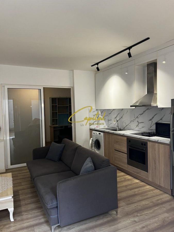 Apartament me qera 1+1 rruga siri kodra 50.000 leke