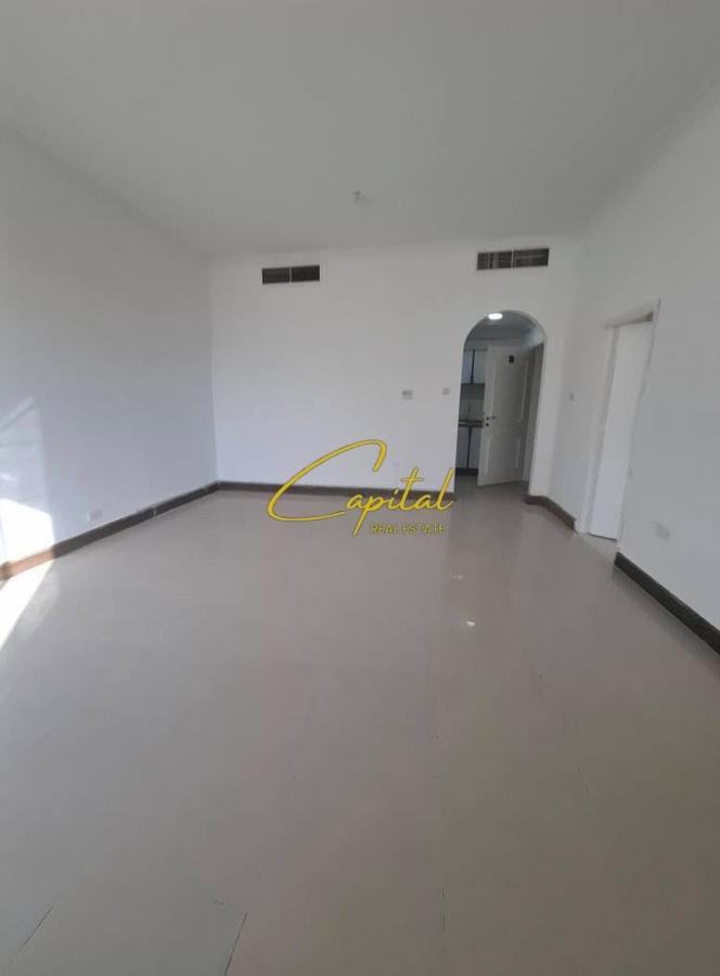 Ambient biznesi me qera 100 m2 rruga e barrikadave 80.000 leke