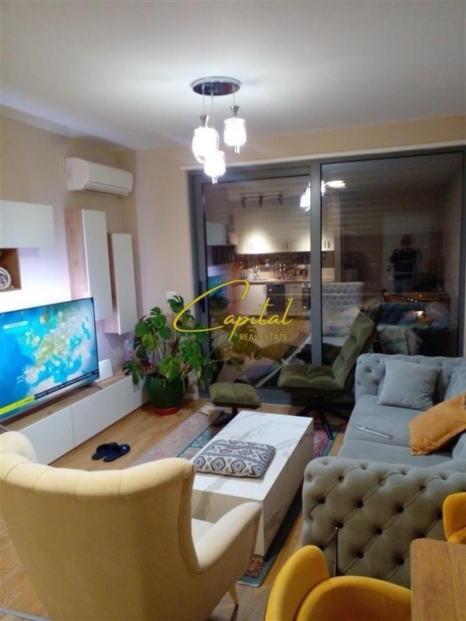 Apartament me qera 2+1 don bosko 750 euro