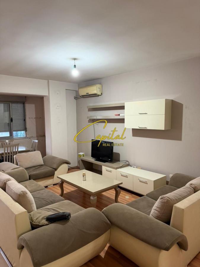 Apartament me qera 2+1+2 rruga e kavajes 70.000 leke