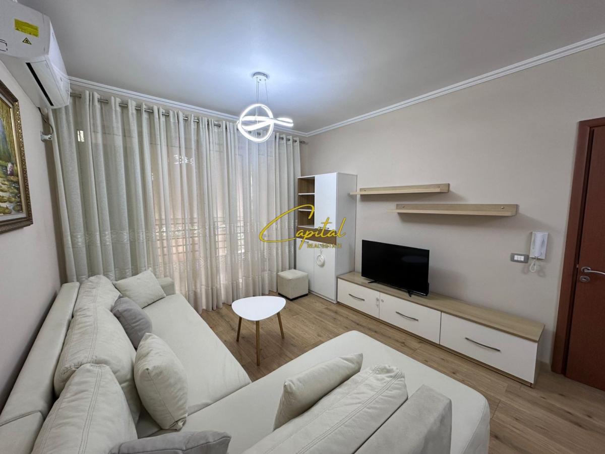 Apartament me qera 1+1 yzberisht 52.000 leke