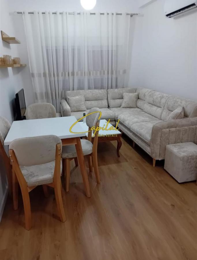 Apartament me qera 1+1 ali demi 40.000 leke