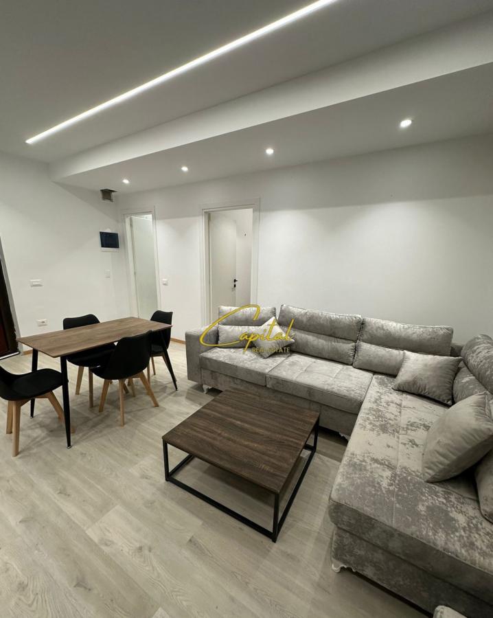 Apartament me qera 1+1 zogu i zi 70.000 leke