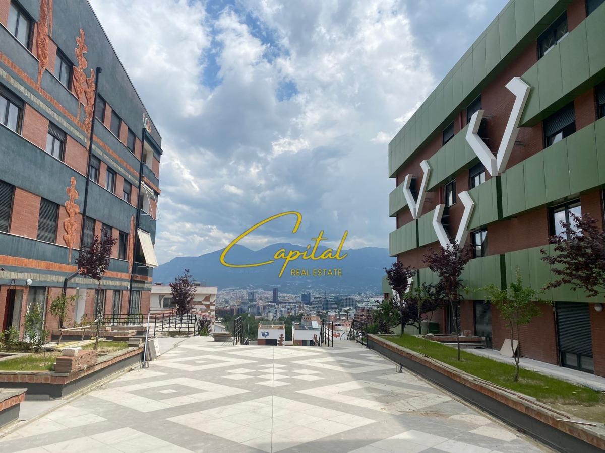 Apartament me qera 2+1 kodra e diellit 2  700 euro