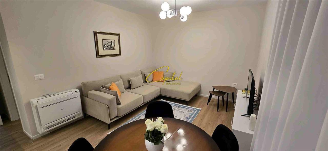 Apartament me qera 2+1 myslym shyri 75.000 leke