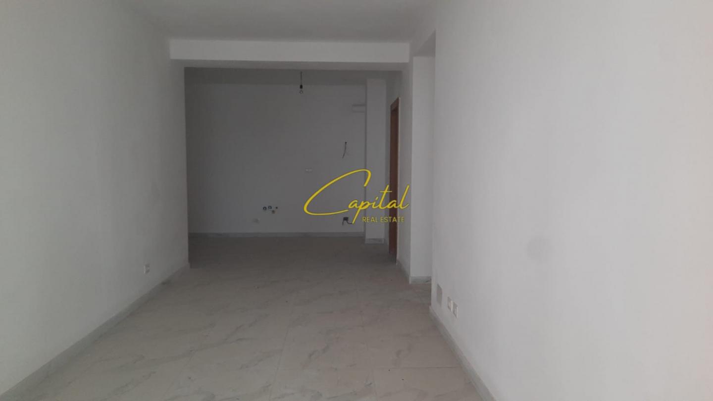 Zyre me qera 119 m2 kombinat 400 euro