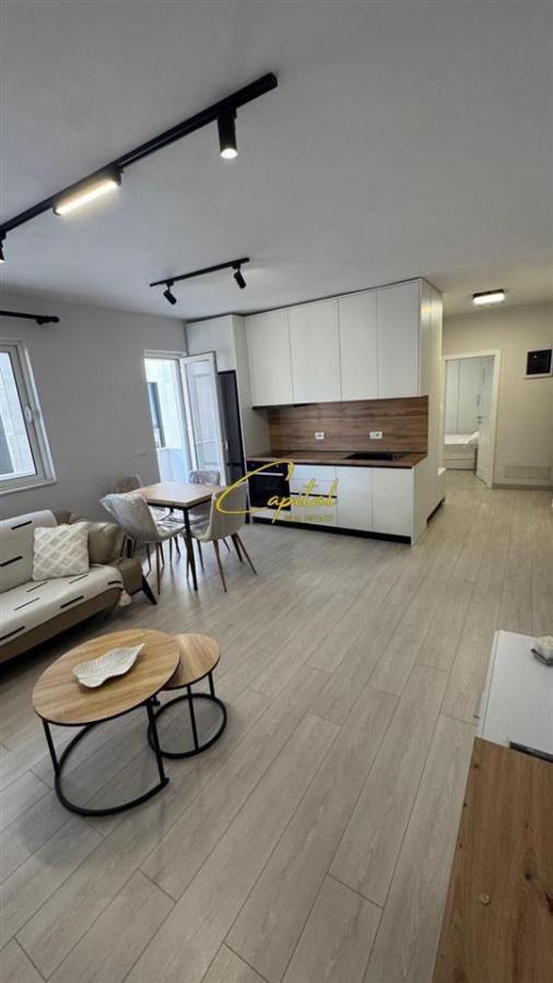 Apartament me qera 1+1 rruga e elbasanit 65.000 leke
