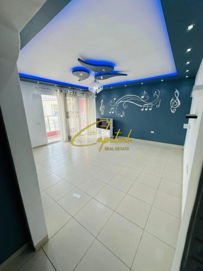 Shitet apartament 2+1 astir 135.000 euro