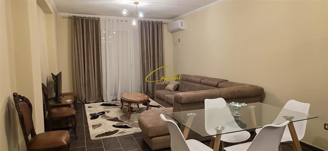 Apartament me qera 2+1 kombinat 50.000 leke