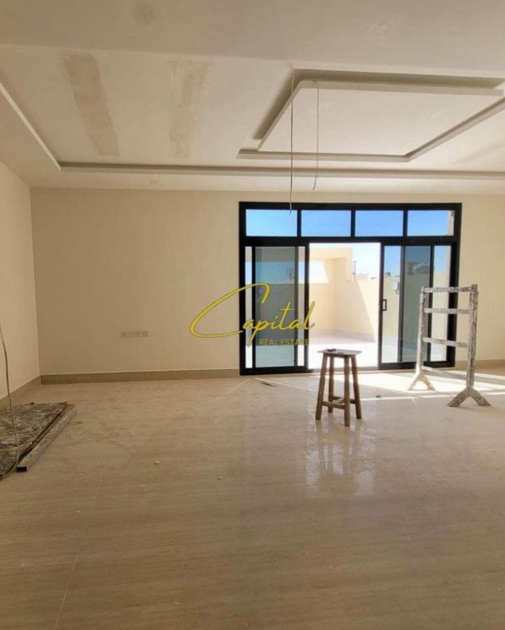 Ambient biznesi me qera 120 m2 rruga e dibres 50.000 leke