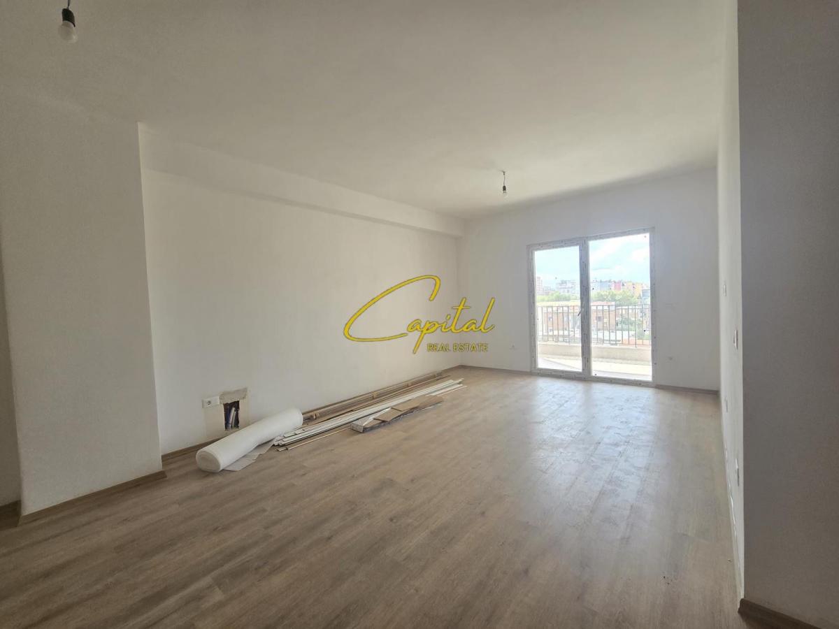 Shitet apartament 2+1+2 rruga dritan hoxha 193.000 euro