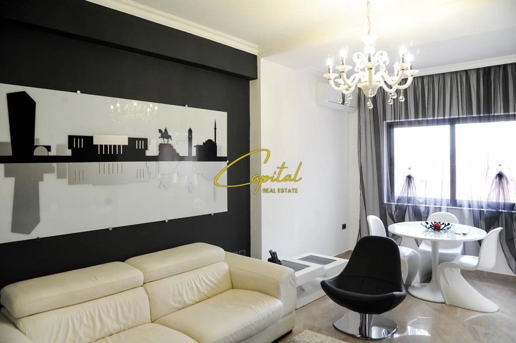 Apartament me qira 2+1 ish blloku 950 euro