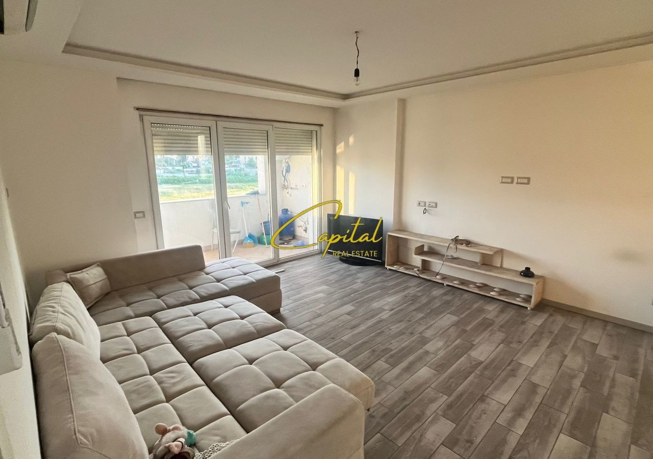 Apartament me qira 2+1 astir 550 euro