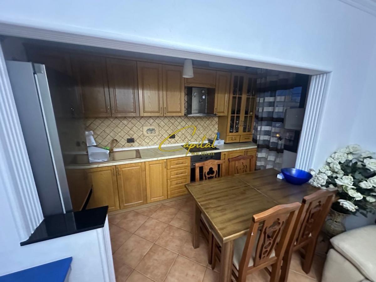 Apartament me qira 1+1 oxhaku 40.000 leke