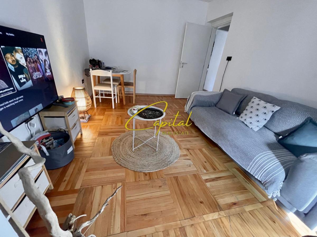 Apartament me qira 1+1 rruga e elbasanit 46.000 leke