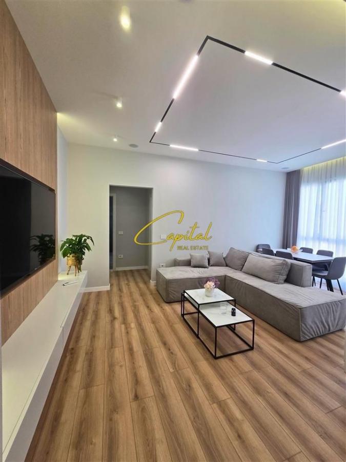 Apartament me qira 1+1 liqeni i thate 1.300 euro
