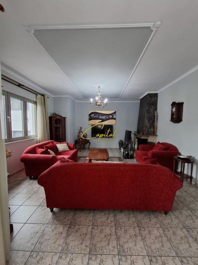 Apartament me qira 3+1 ish tregu elektrik 900 euro