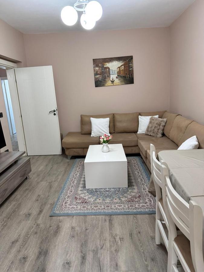 !!Jepet me Qira Apartament 2+1 – Vasil Shanto!!