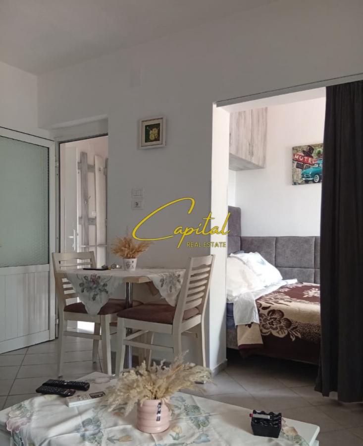 Apartament me qira 1+1 blv bajram curri 60.000 leke