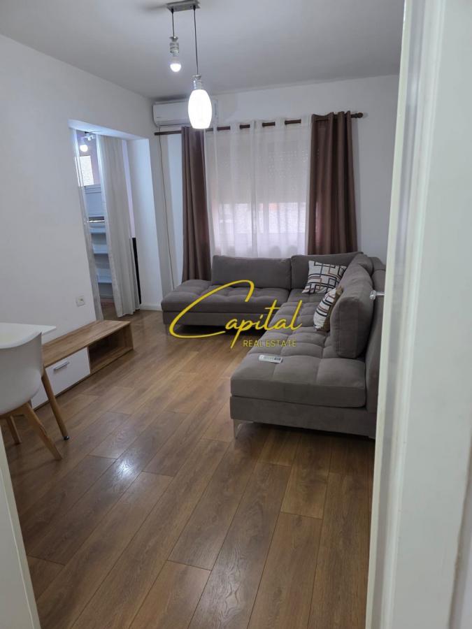 Apartament me qira 2+1 21 dhjetori 45.000 leke
