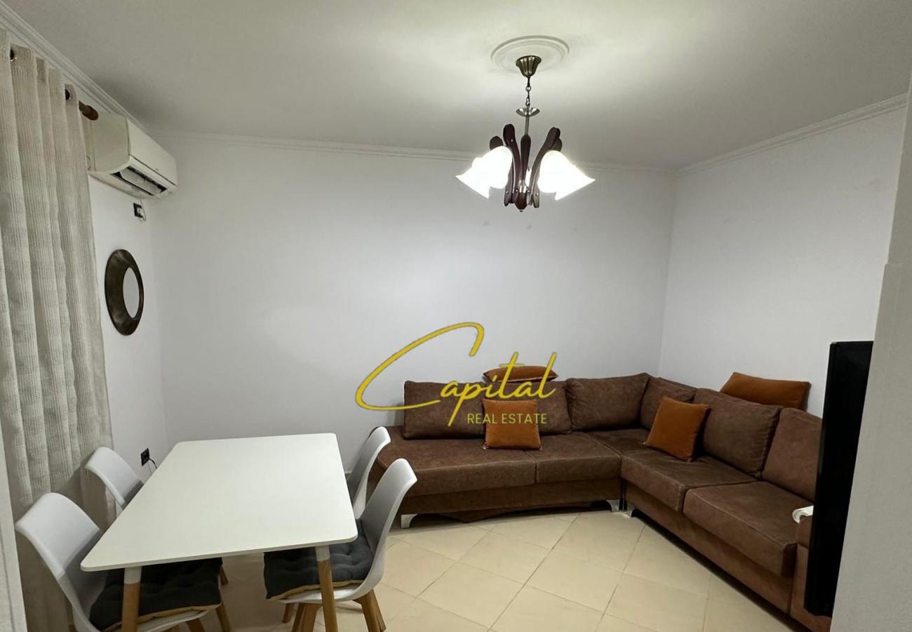 Apartament me qira 2+1 xhamlliku 55.000 leke